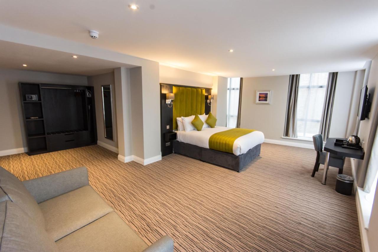 St Nicholas Hotel